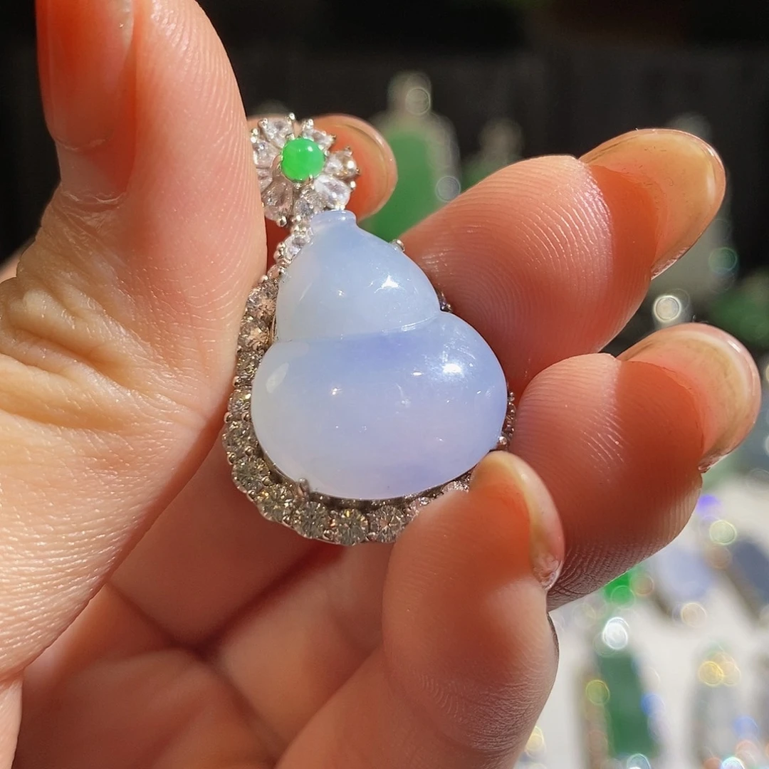 翡翠颈饰银S925镶嵌天然翡翠