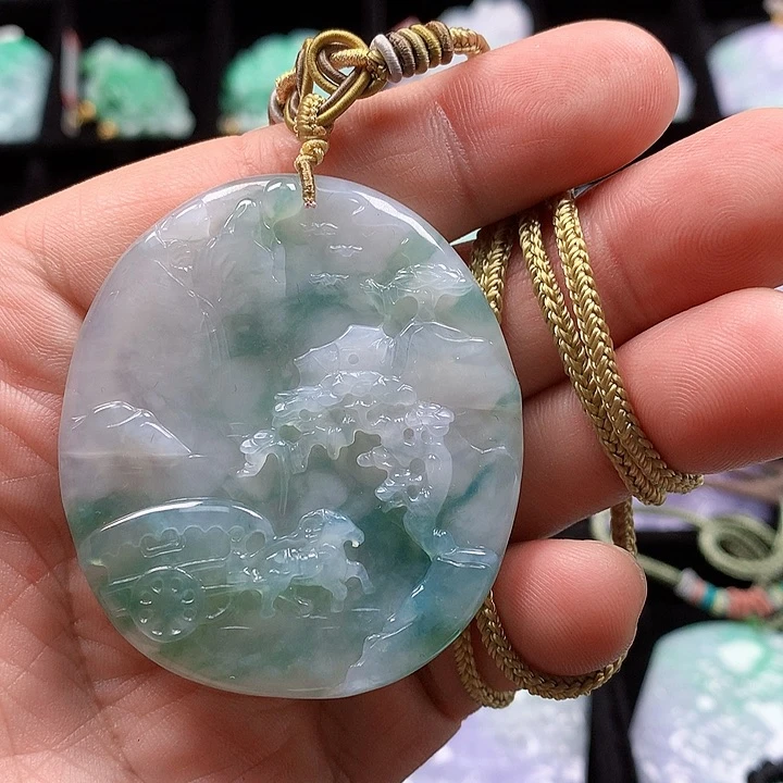 颈饰未镶嵌翡翠翡翠