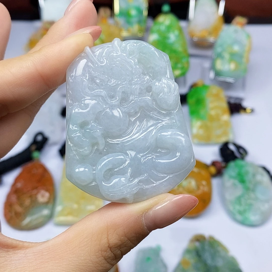 颈饰未镶嵌翡翠天然翡翠A货