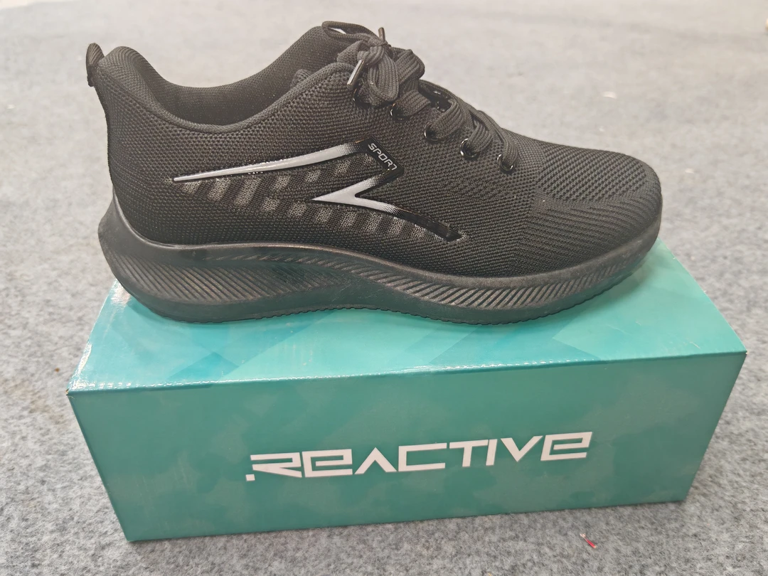 新款老北京布鞋男鞋纯色平底防滑舒适飞织透气