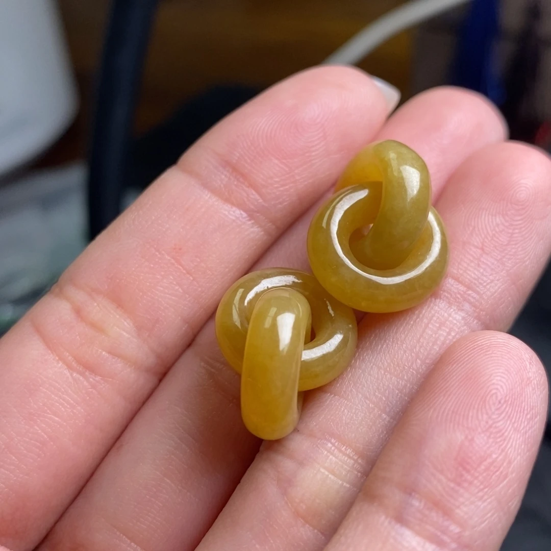 翡翠未镶嵌耳饰黄翡环环相扣