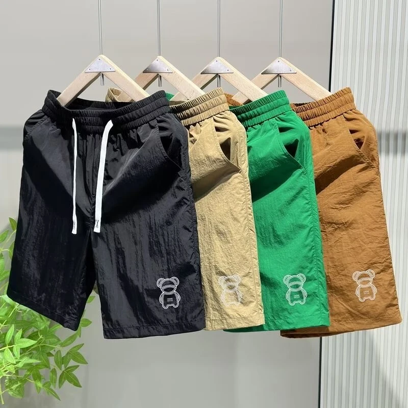 夏日休闲短裤小熊印花联名男女同款大码透气吸汗日常通勤穿搭系列