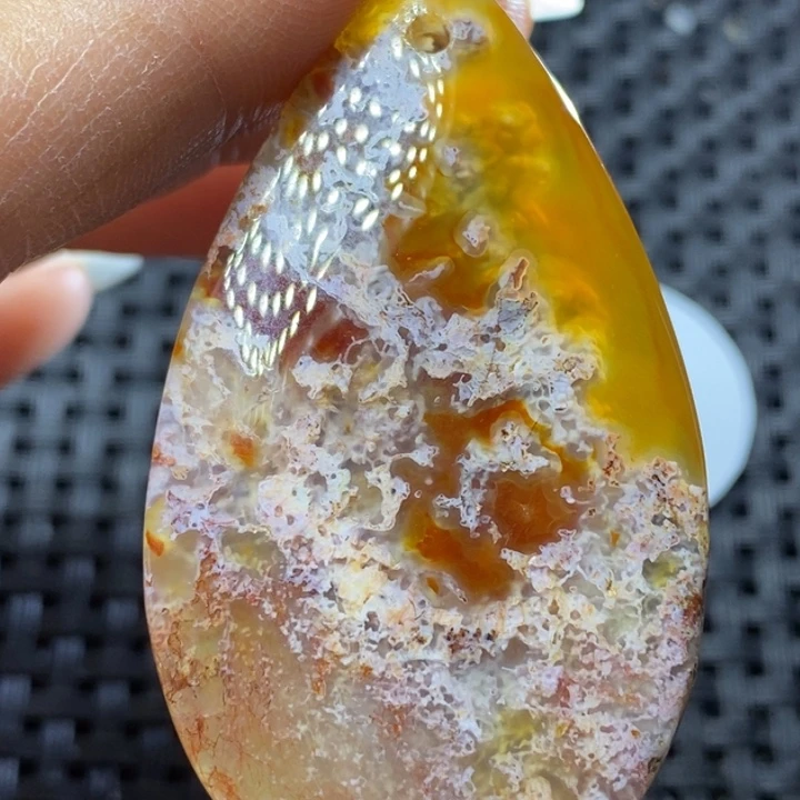 未镶嵌颈饰玛瑙/玉髓全*，