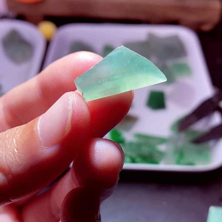 定制翡翠未镶嵌材料