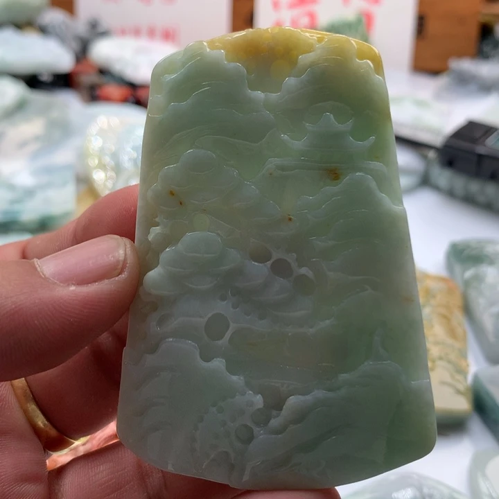 翡翠未镶嵌颈饰保真天然a货翡翠