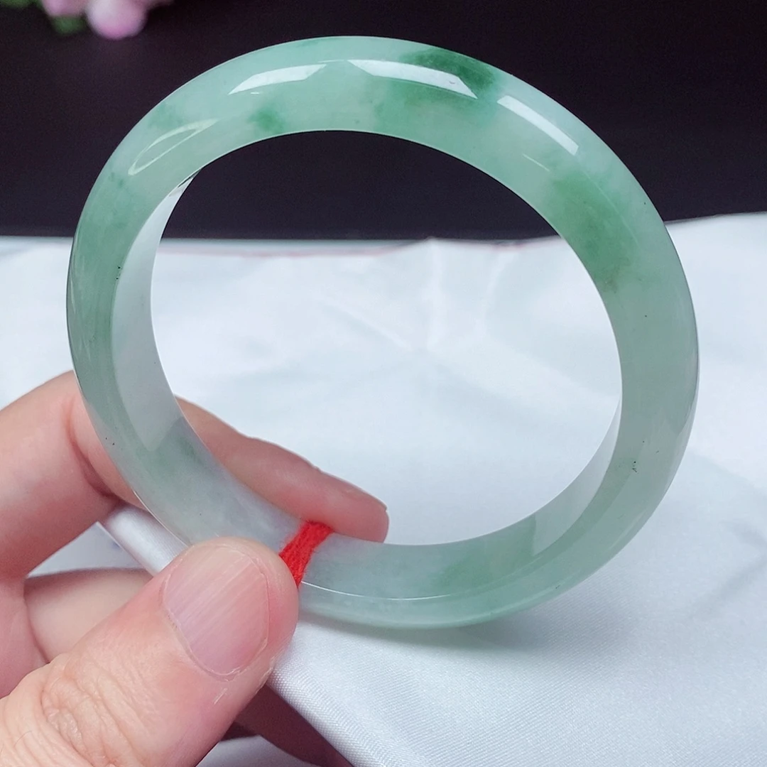 翡翠未镶嵌手镯60圈