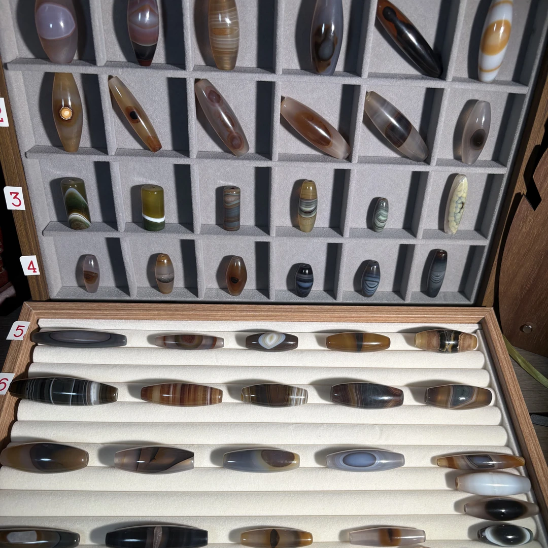 带凤眼佛眼天眼圆珠颈饰朱砂套线