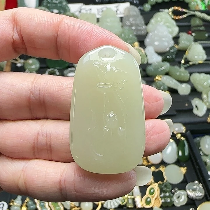 颈饰未镶嵌和田玉吉*娴