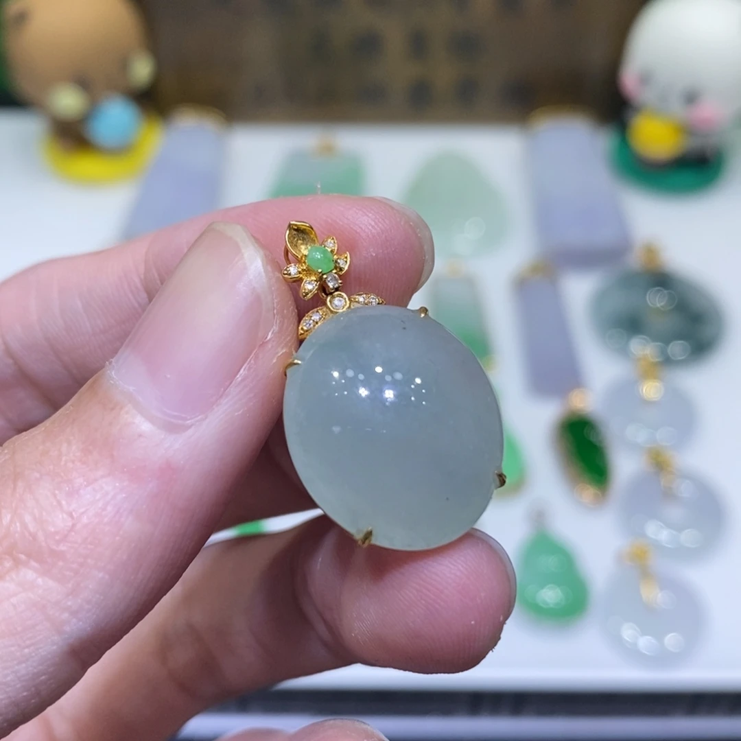 翡翠18K金镶嵌吊坠(不含链)
