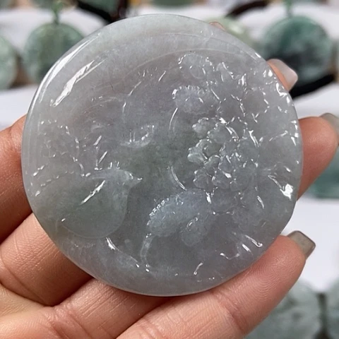 翡翠颈饰未镶嵌凤穿牡丹福利翡翠