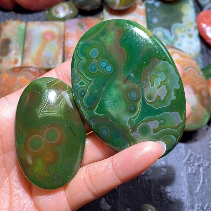 玛瑙/玉髓颈饰未镶嵌S****y