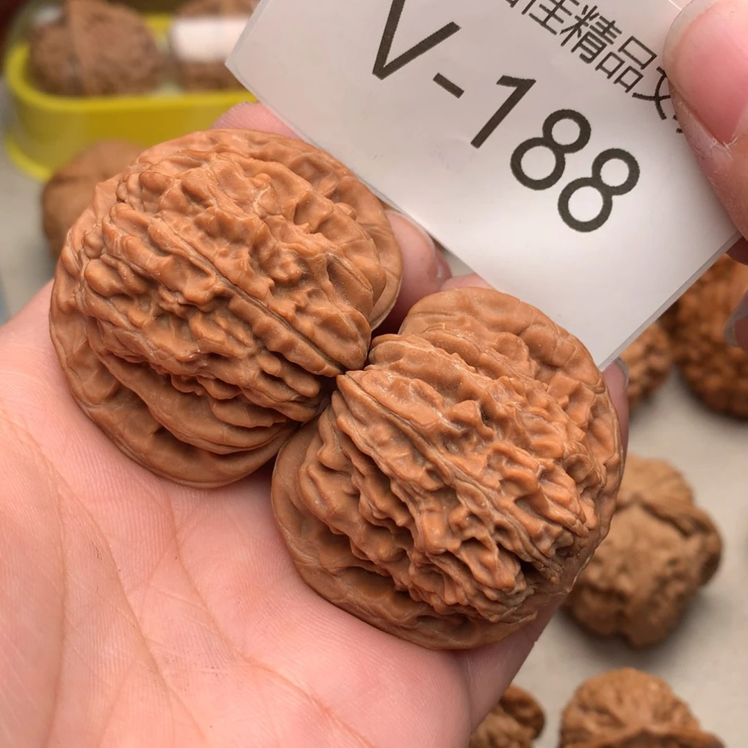 文玩核桃把件43楼……