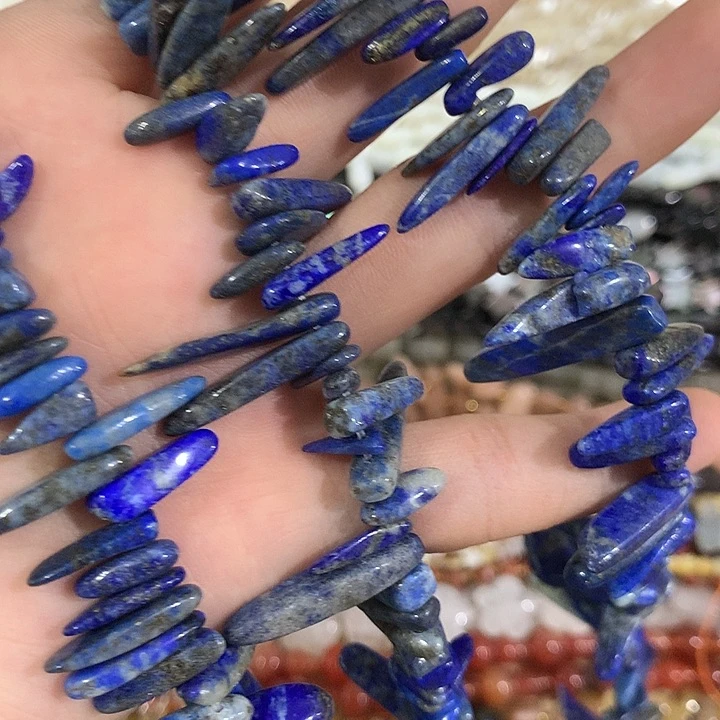 一条青金不规则长牙