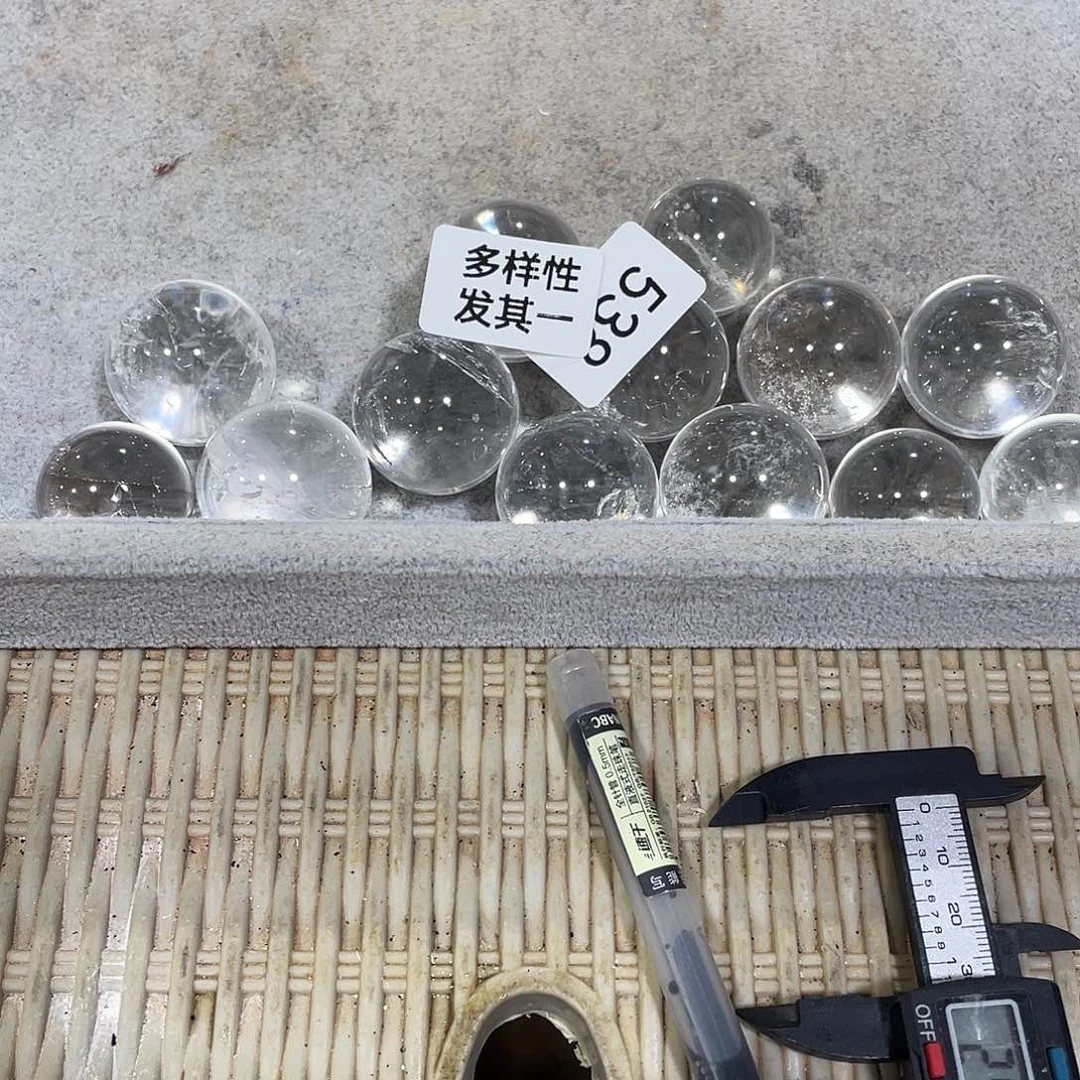 水晶摆件……..未镶嵌