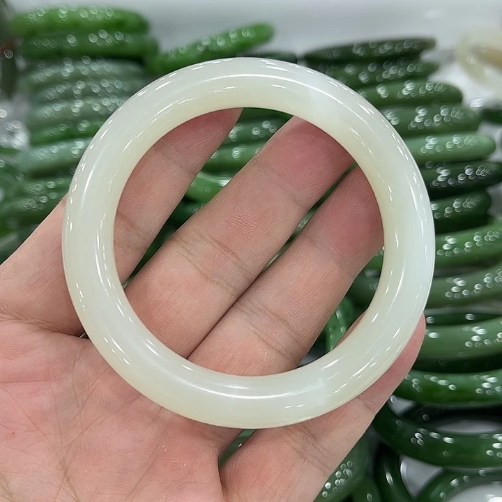 和田玉未镶嵌手镯55.5～1