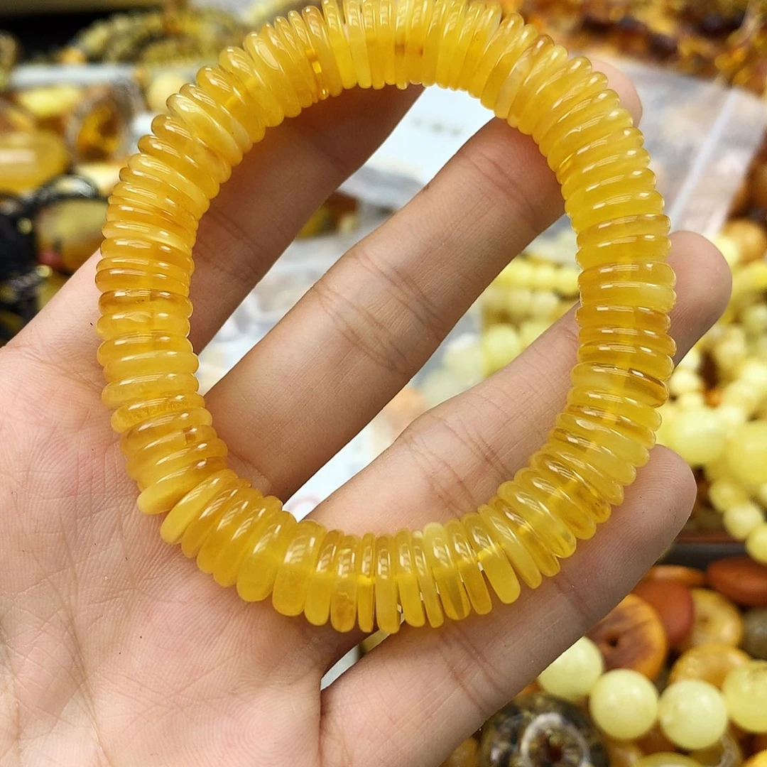 未镶嵌琥珀珠宝奇石