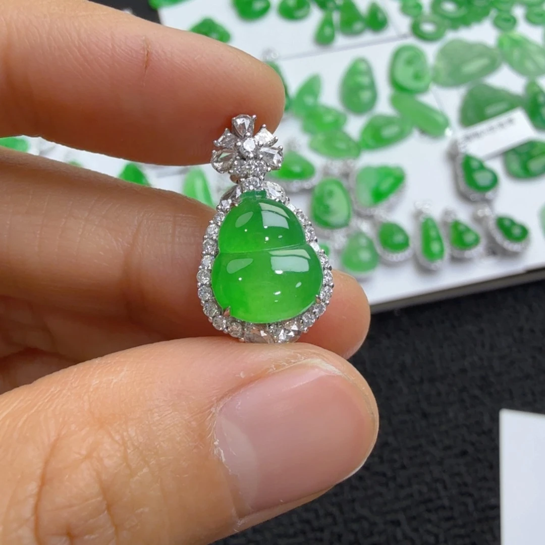 吊坠(不含链)未镶嵌翡翠葫芦