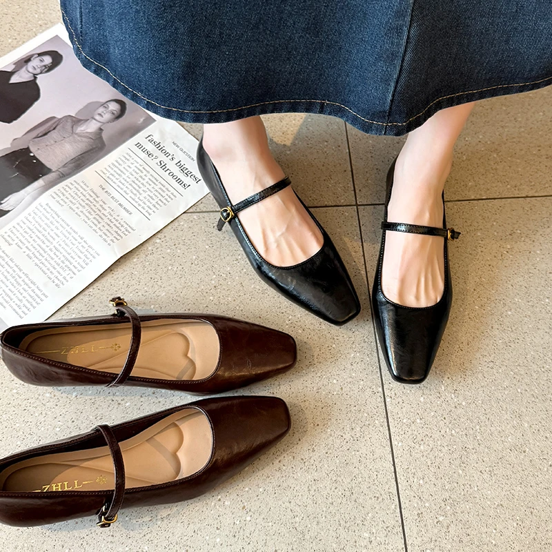 胖mm大码女鞋2025春季新款法式浅口单鞋方头软底通勤粗跟一字带