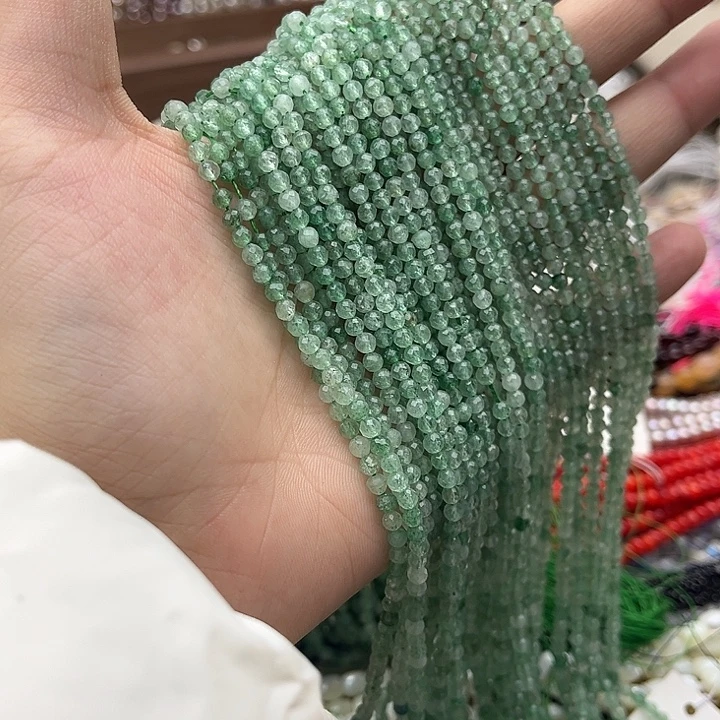 玛瑙/玉髓未镶嵌珠宝半成品一条3mm左右绿草莓晶刻面