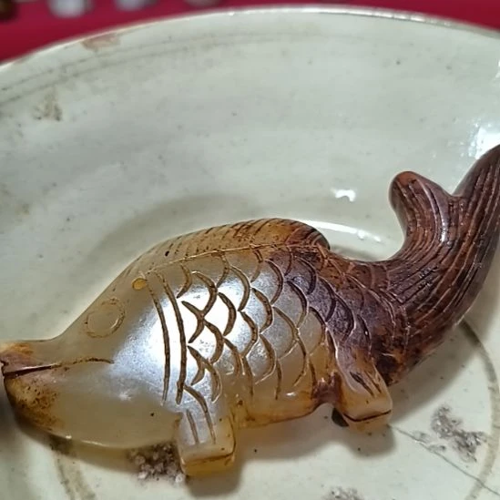 顺***～和田玉（糖玉）未镶嵌挂件玉，，，，，，，，，，，，，，