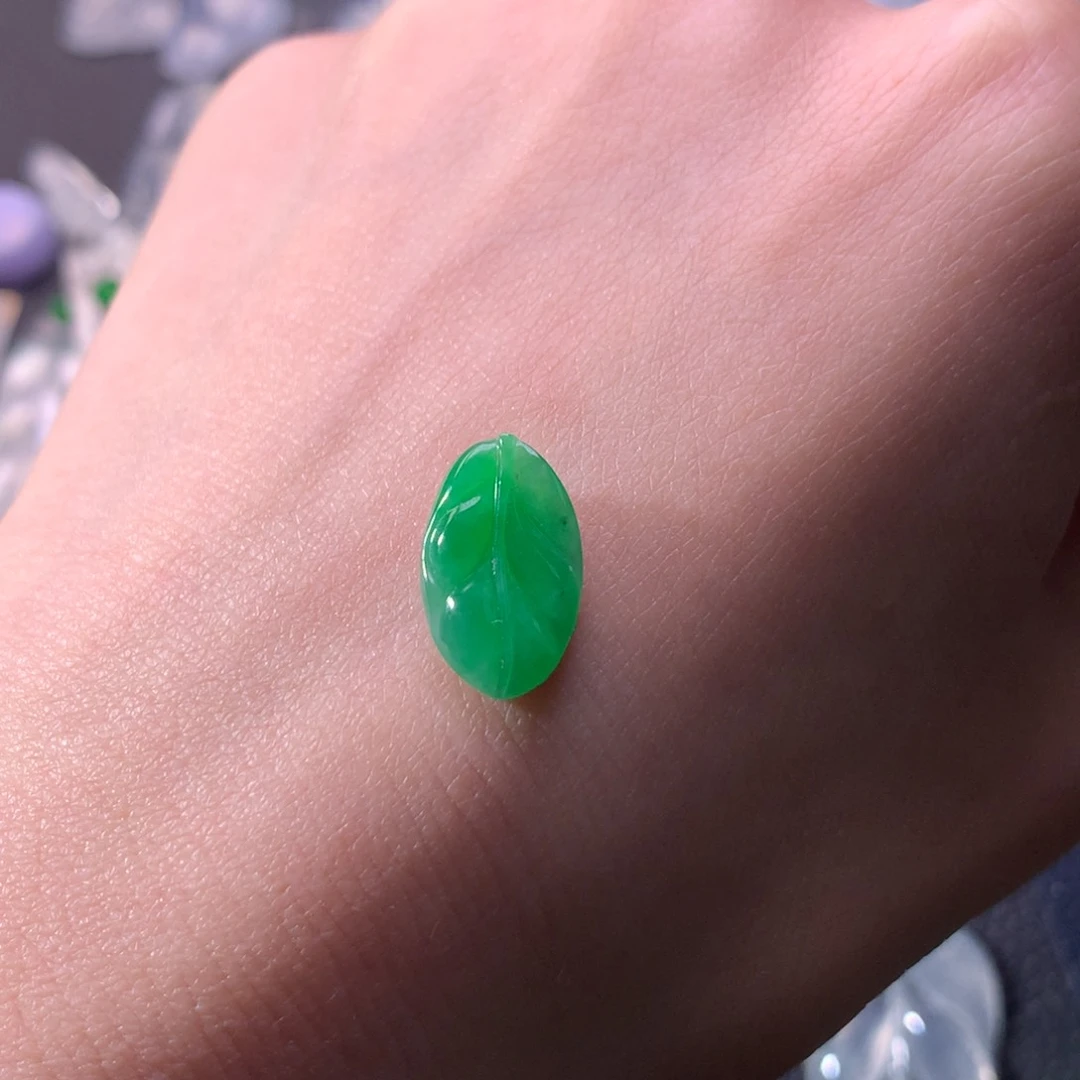 颈饰未镶嵌翡翠满色叶子缅料14.9-9.2-3