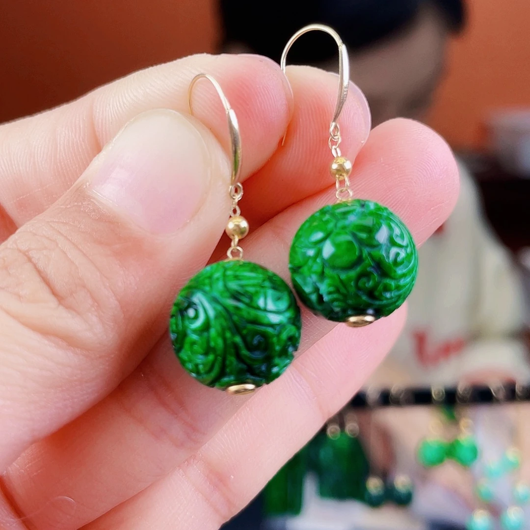 翡翠18K金镶嵌耳饰