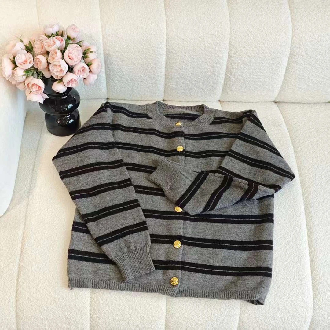 （非市场版）5924条纹毛针织衫长袖圆领开衫字母版毛衣秋款