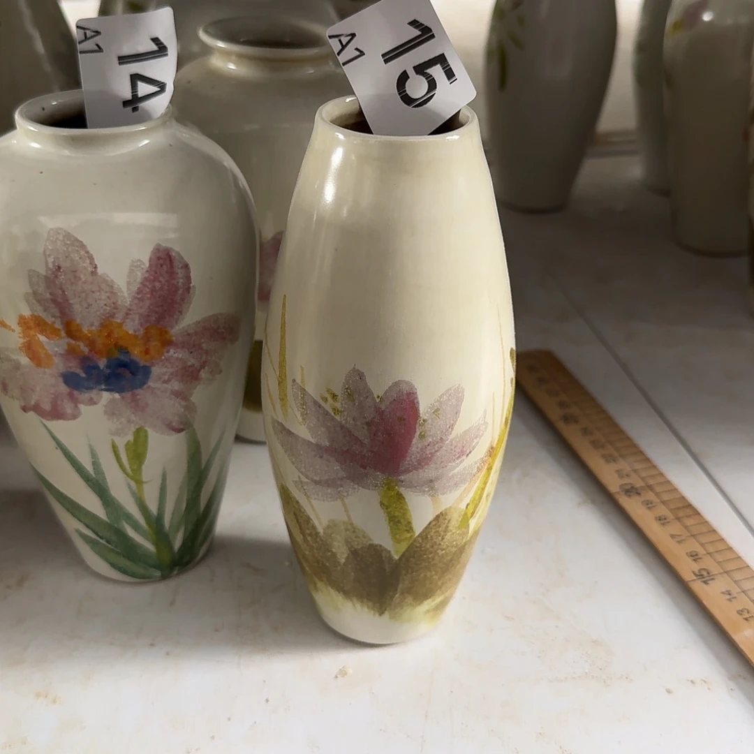 15 景德镇高温手工釉下彩花瓶