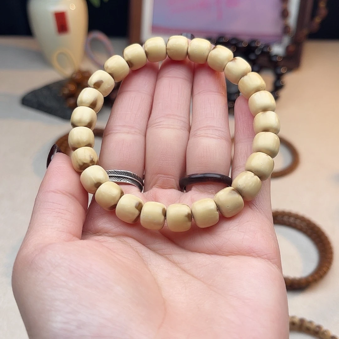 紫金鼠手串9实心三花白巧克力