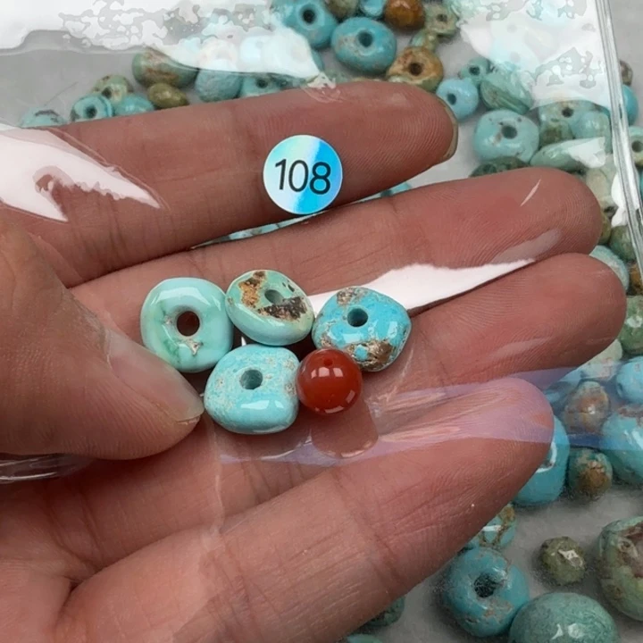 南红玛瑙未镶嵌珠宝奇石