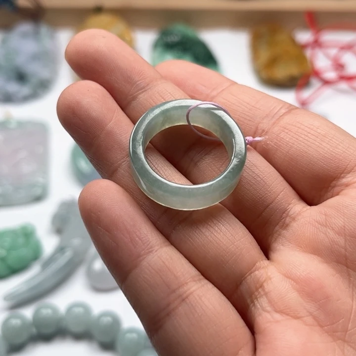 翡翠未镶嵌颈饰天然翡翠吊坠