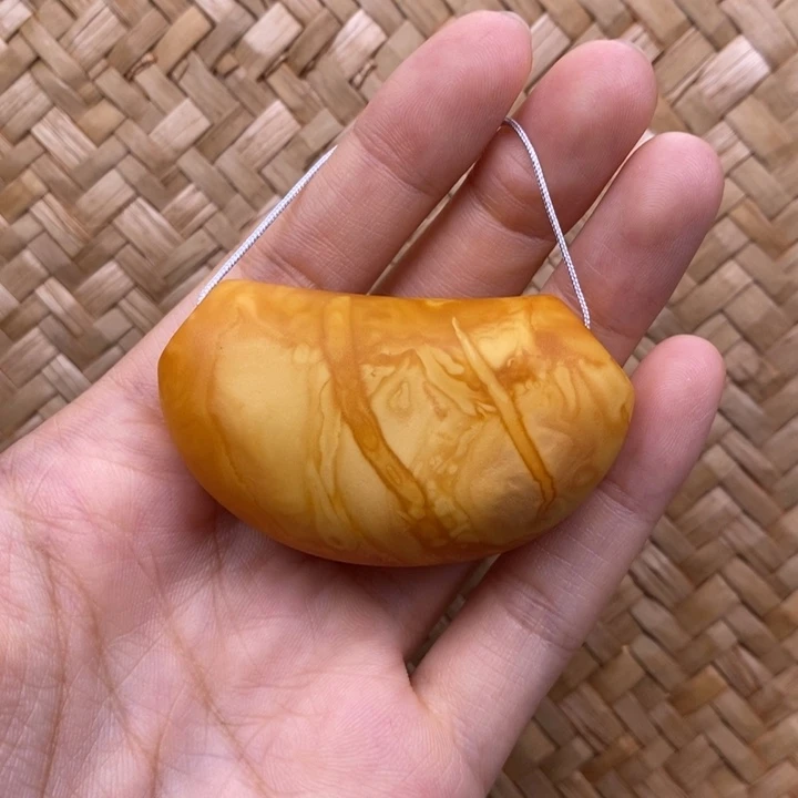 未镶嵌琥珀裸石蜜蜡M