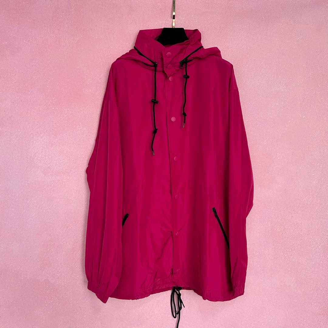 99新 Balenciaga/巴黎世家 玫红色冲锋衣
