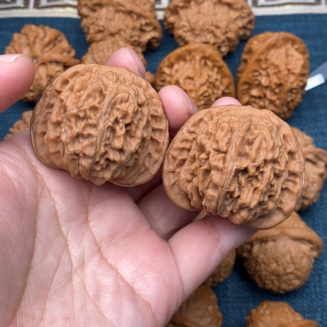 文玩核桃把件44.5精品汉高楼全品