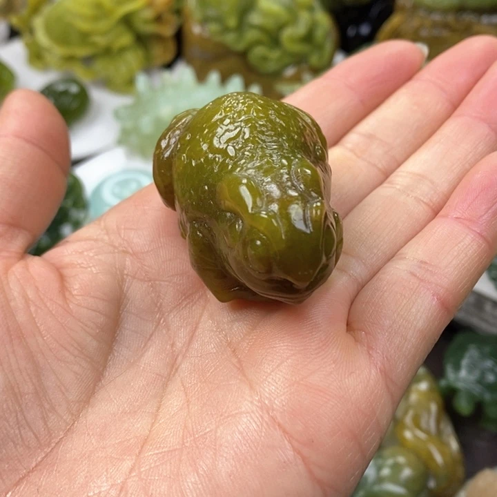 蛇纹石玉手把未镶嵌