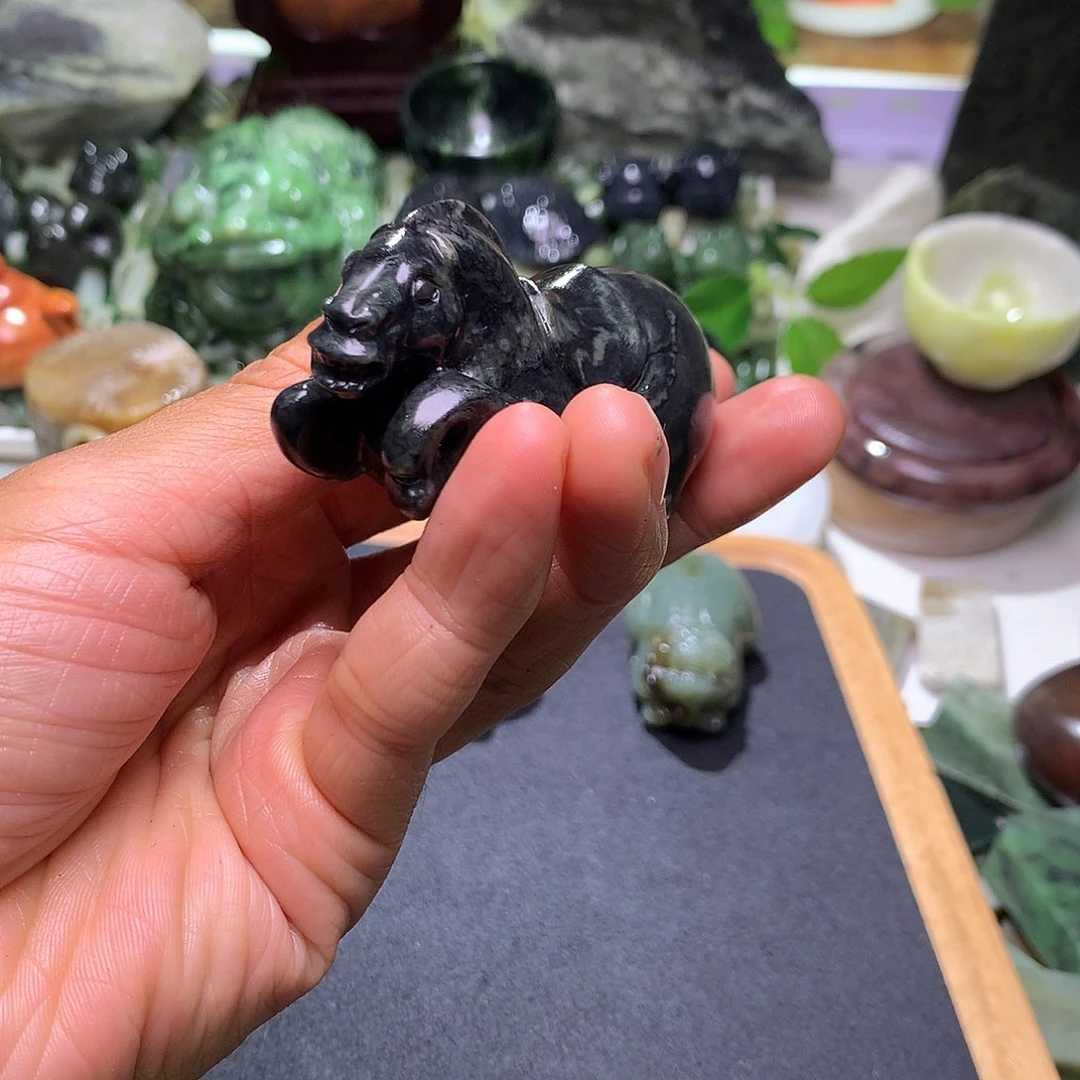 和田玉（糖玉）未镶嵌颈饰杨*亮