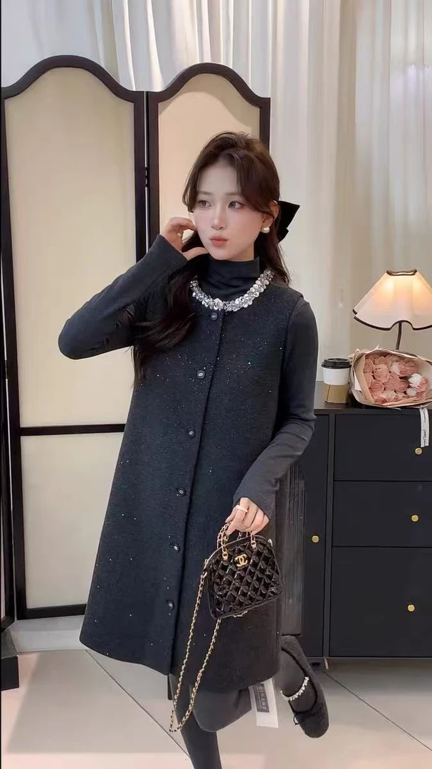 小香风重工气质款连衣裙两件套