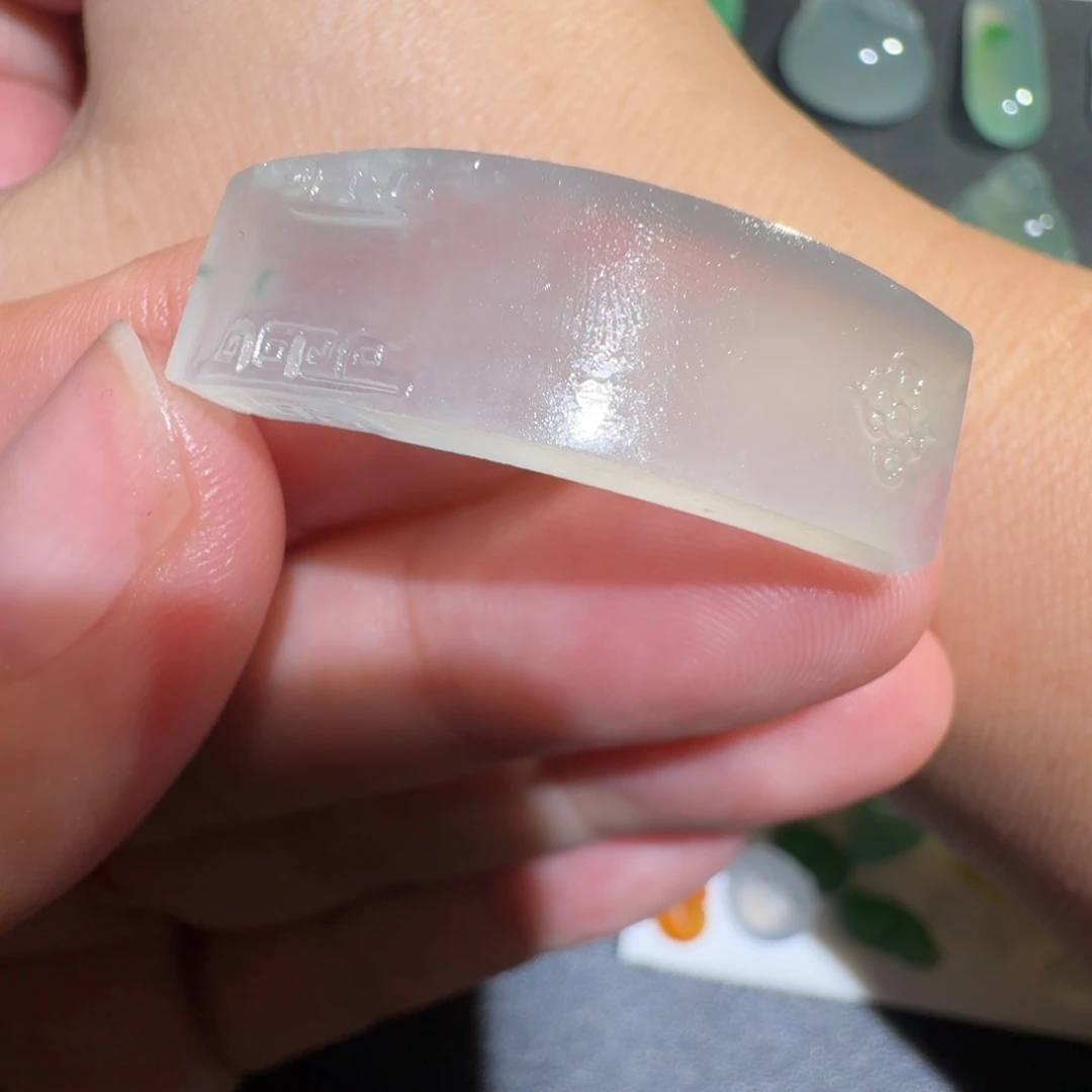 定制翡翠未镶嵌高冰仿古手牌