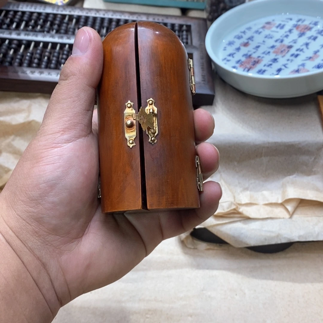 大叶紫檀（黑酸枝木类）