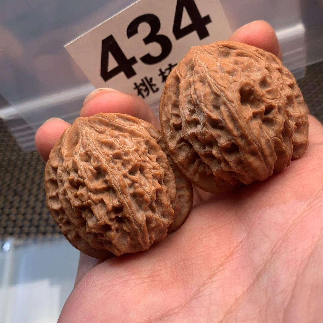 文玩核桃把件平顶