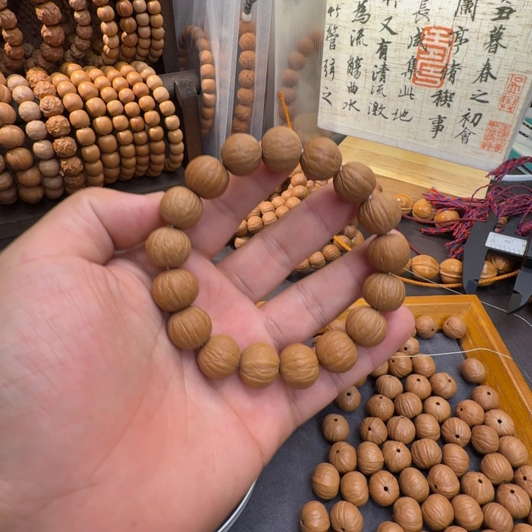 吊坠猴头核桃15聚宝盆