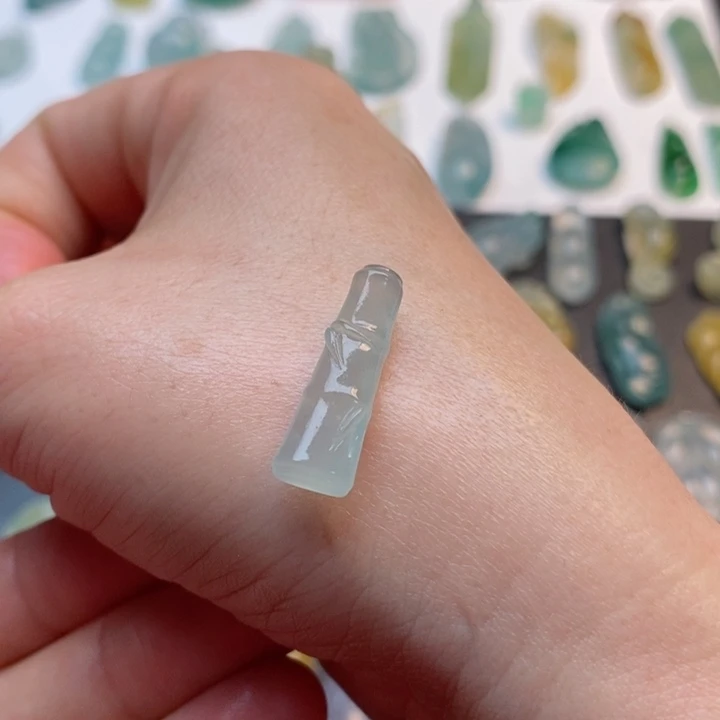 定制翡翠未镶嵌竹节