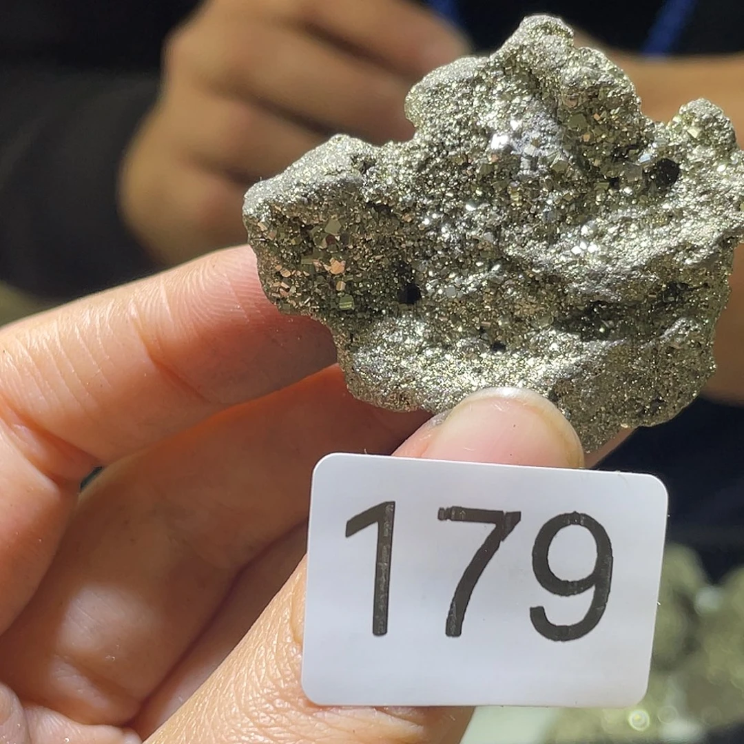 珠宝半成品水晶未镶嵌