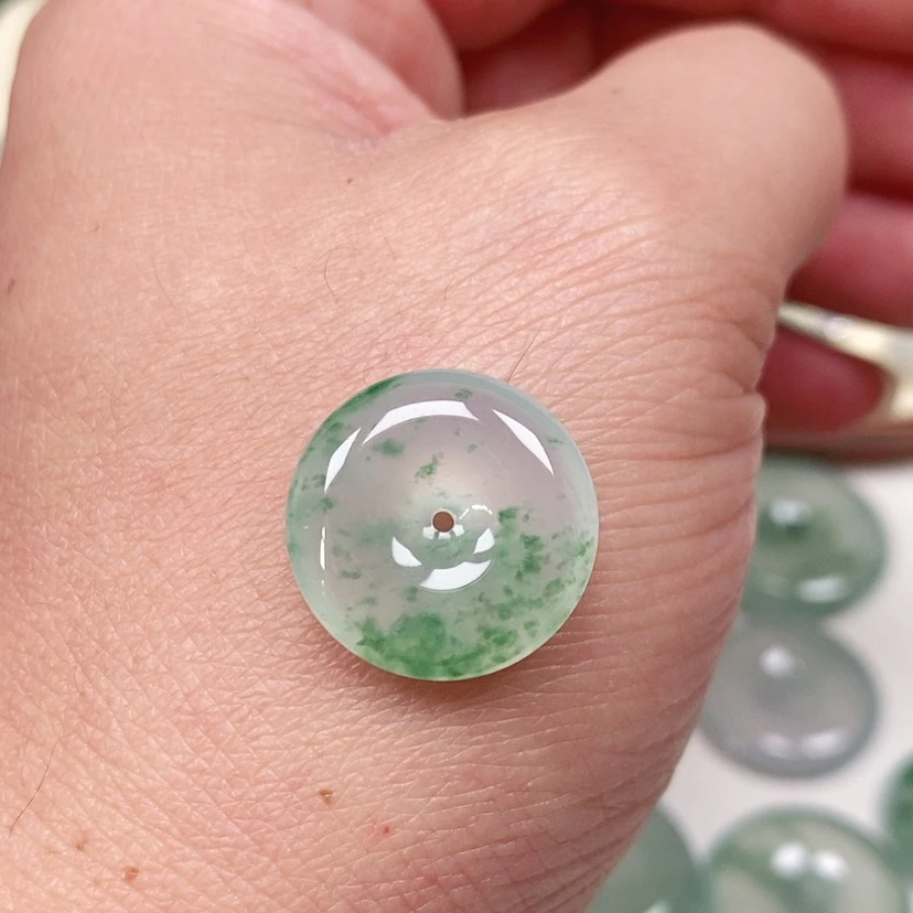 【闪购商品】颈饰未镶嵌翡翠