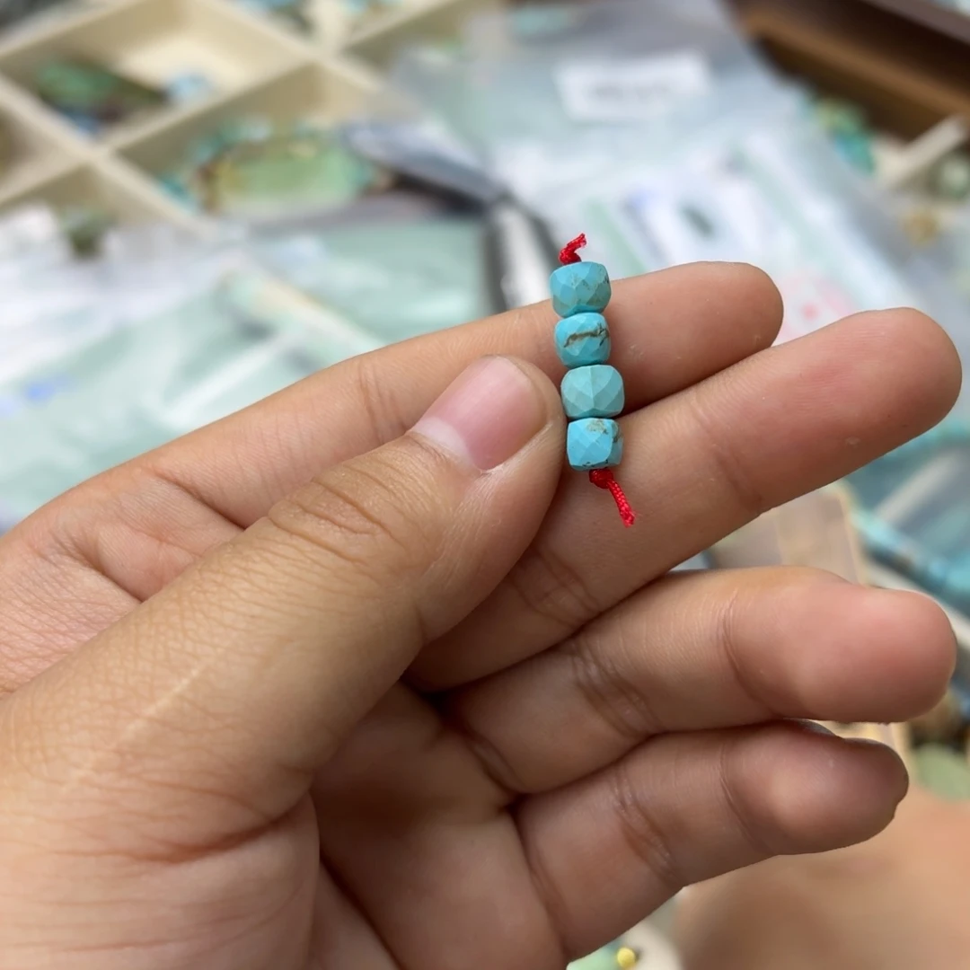 南红玛瑙未镶嵌绿松石