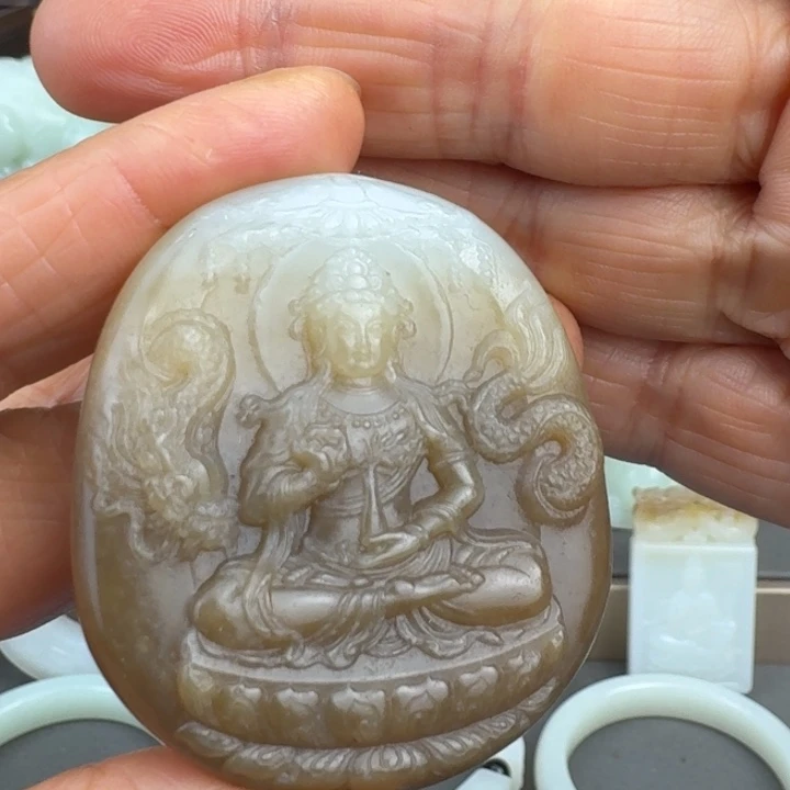 和田玉未镶嵌颈饰