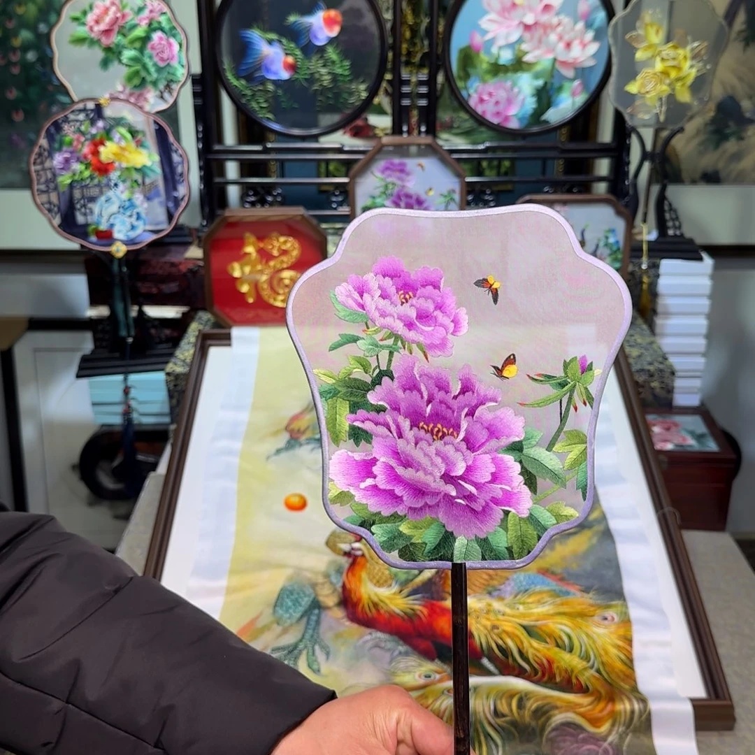 刺绣刺绣工艺精湛