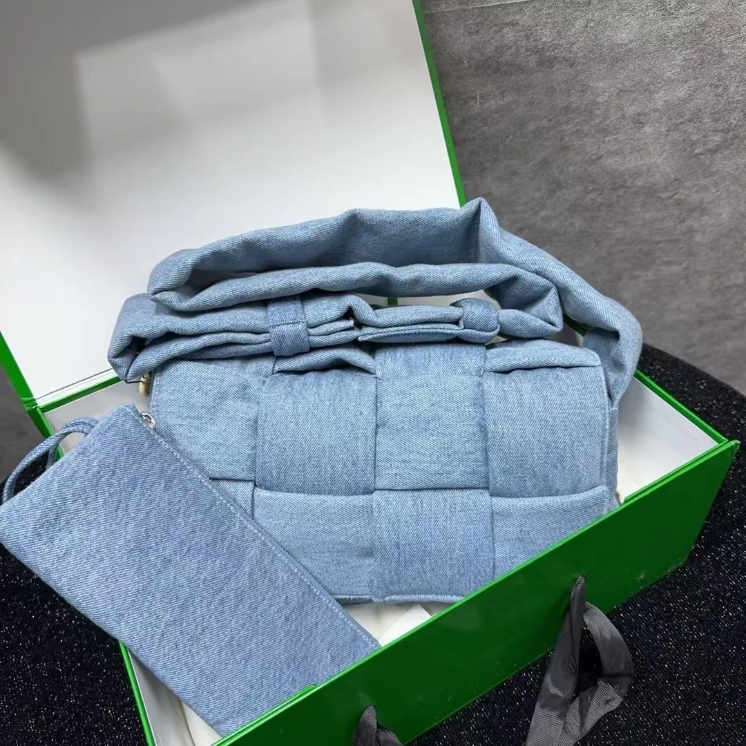 95新 BOTTEGA VENETA/葆蝶家 乱乱子中古/女士/单肩包/116251