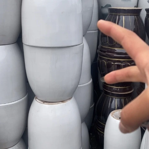 低腰白锥特大2个