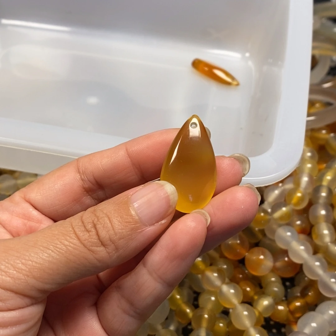 竹***玛瑙/玉髓未镶嵌玛瑙吊坠